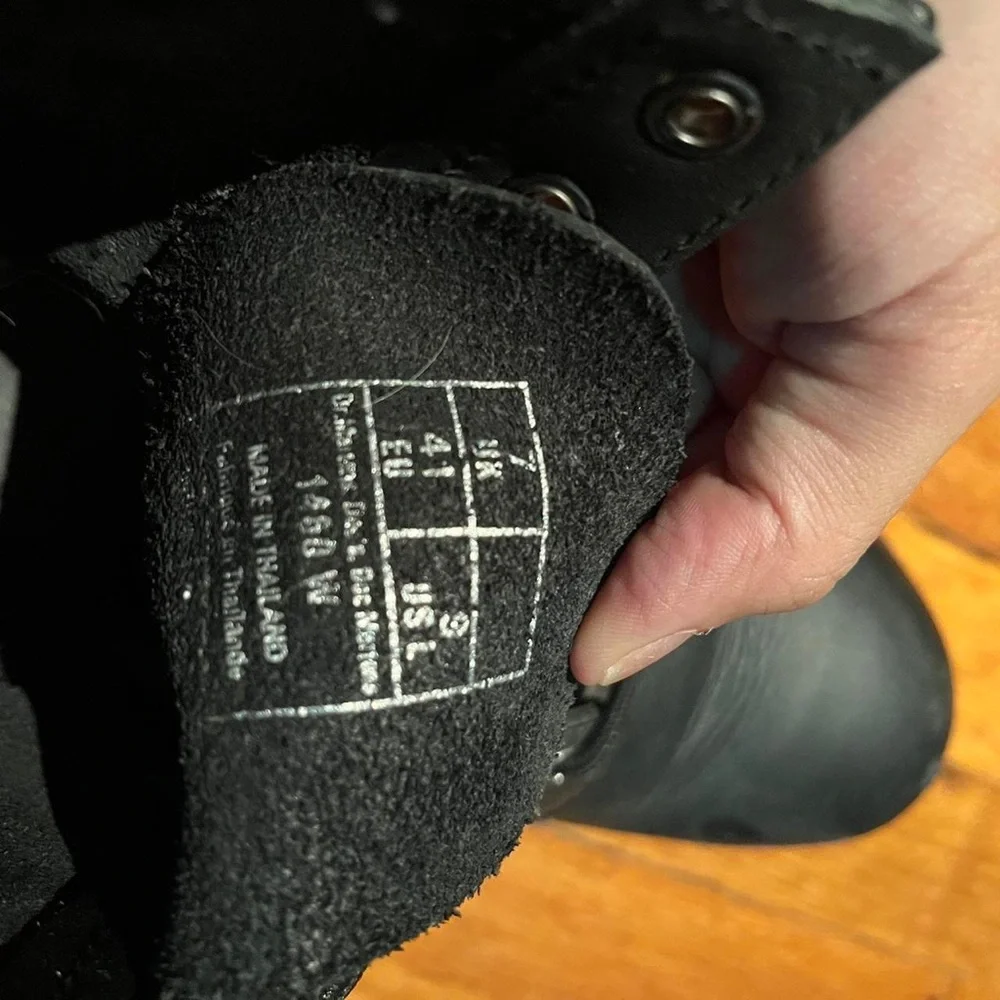 Dr.Martens - Picture 2 of 4